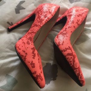 Pumps size 8